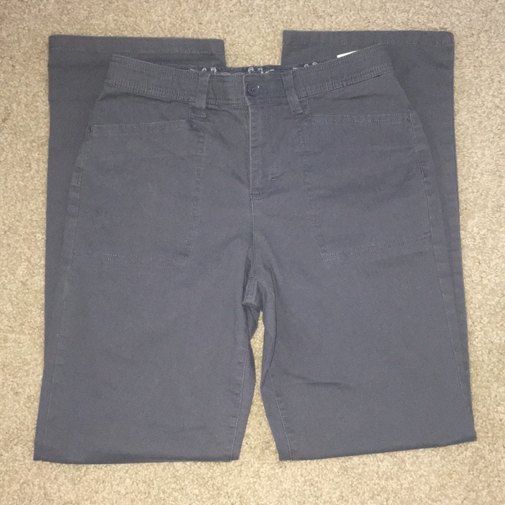 Gloria Vanderbilt Pants